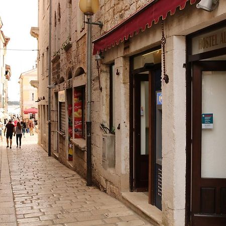 Hostel Alma 2 Poreč Exteriér fotografie